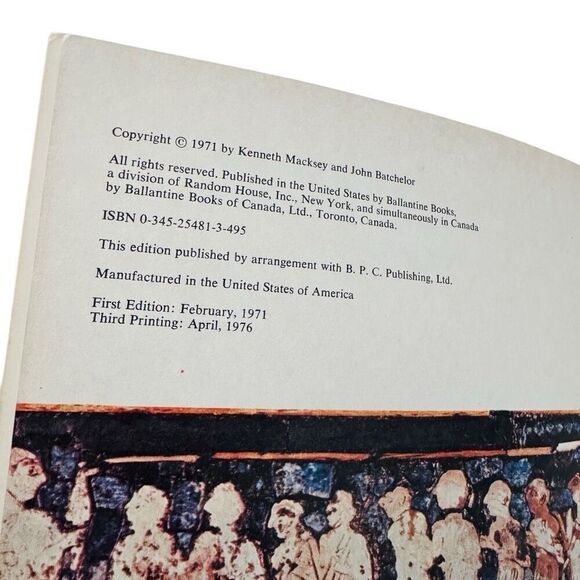 Tank. A History of the Armoured Fighting Vehicle Kenneth Macksey John Batchelor - Picture 7 of 7